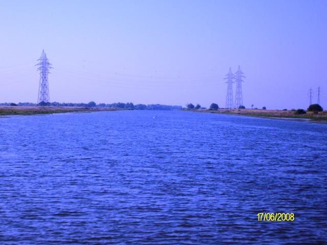 delta rosu 2008 - sany0583.JPG